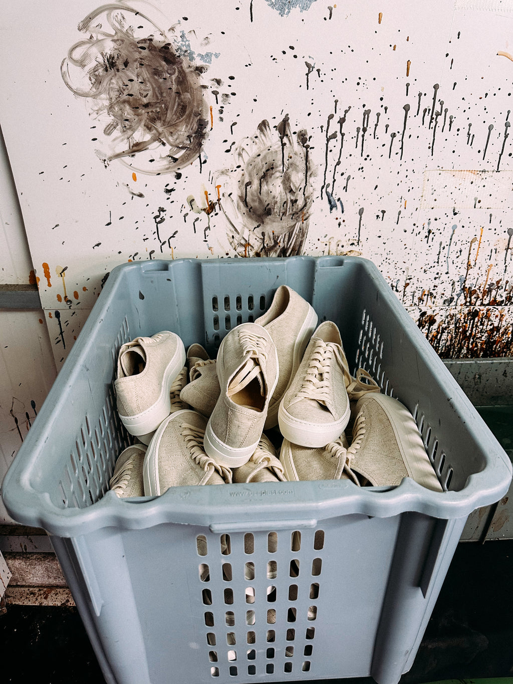 Sneakers