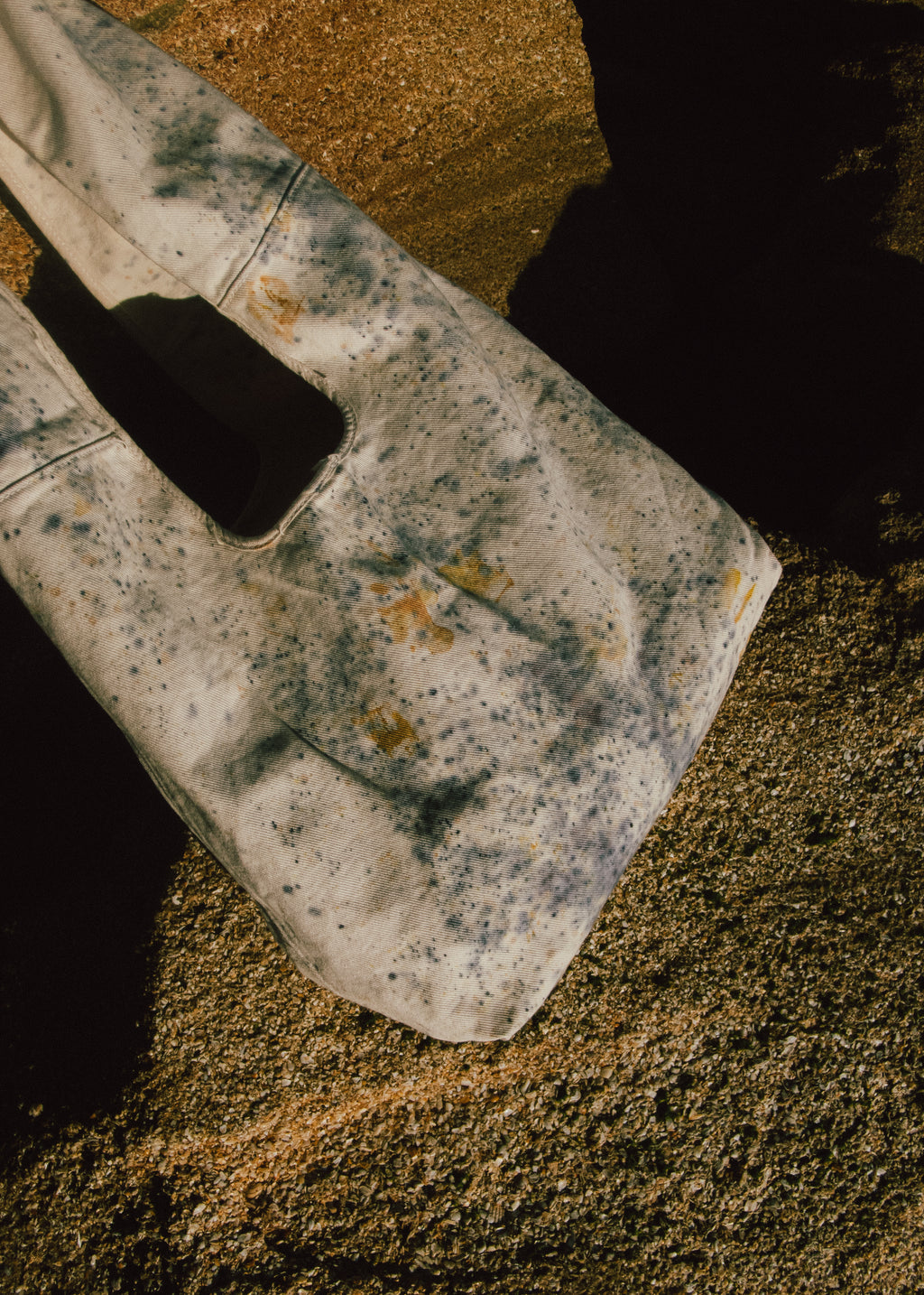 Artisanal Dye Tsuno Bag