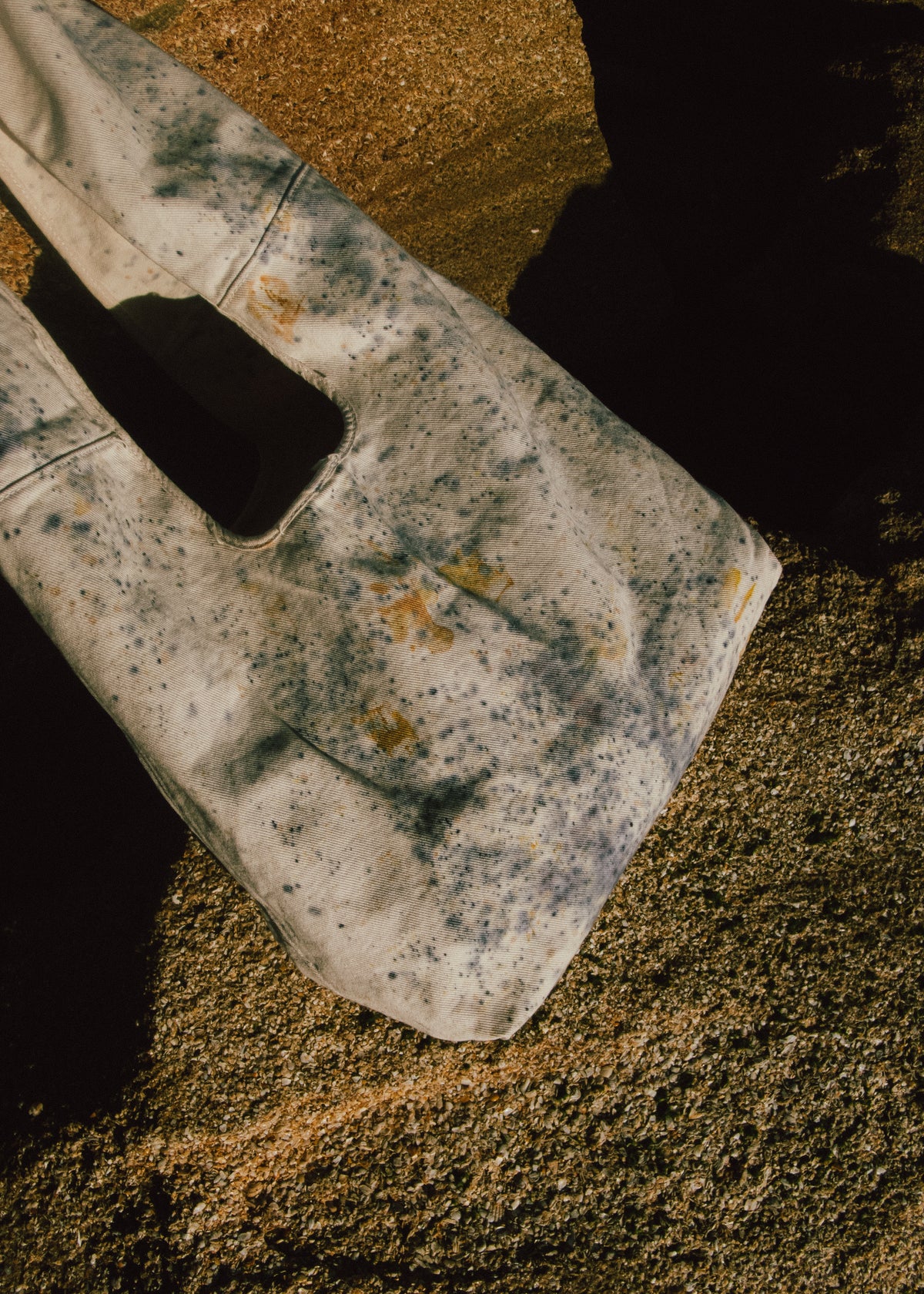 Artisanal Dye Tsuno Bag